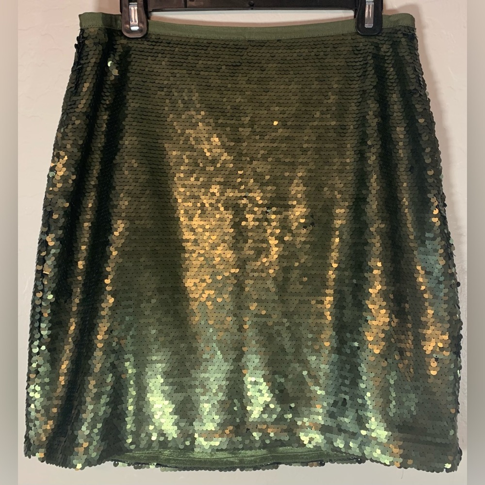 Ann Taylor LOFT Sequin Lined Short Skirt  Size 6 Army Green 19.5” Long 0151‎
